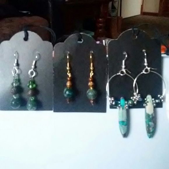 earrings - Picture 3 of 3